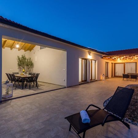 Villa Mamma Mia Kaštela Exteriör bild