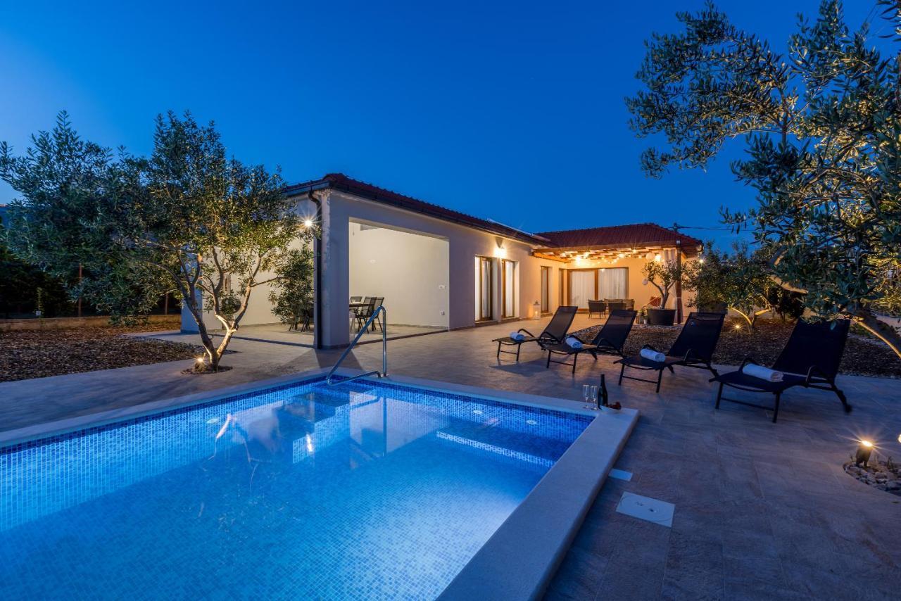 Villa Mamma Mia Kaštela Exteriör bild
